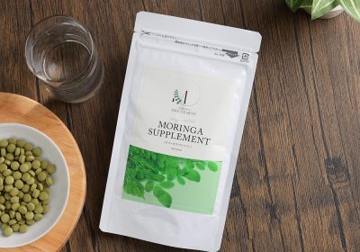 九州産モリンガサプリ｜農薬・化学肥料・除草剤不使用！毎年植え替えを行い、一年目の「バージンモリンガ」の若葉のみを使用